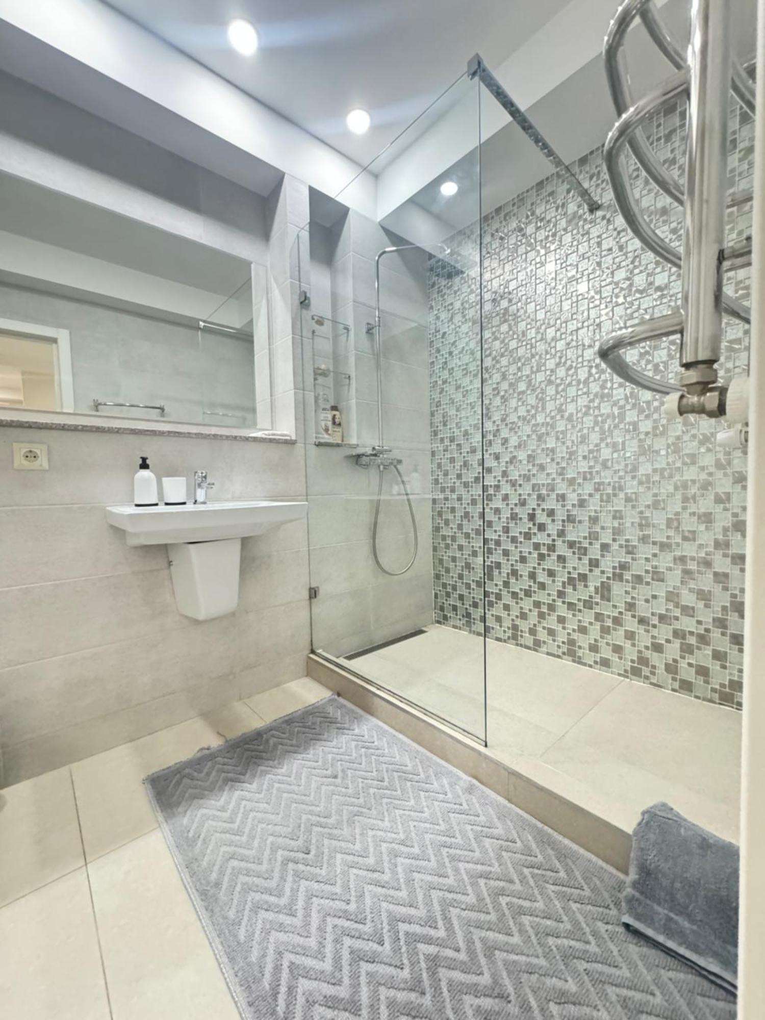 New Lux Apartment In Chisinau Exterior foto